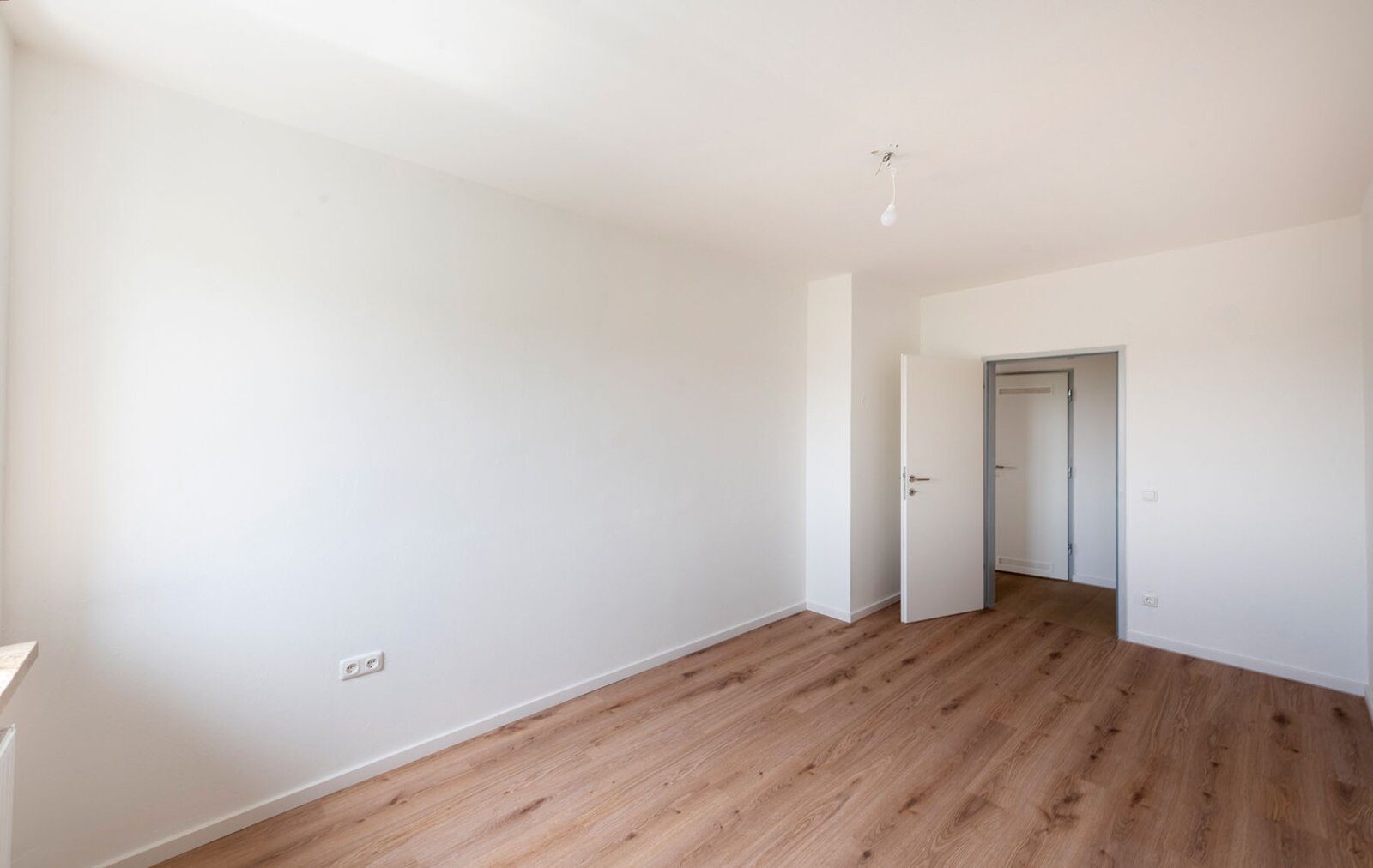 Weitblick auf Donau, Schloss und Natur – wohnen über den Dächern von Ottensheim mit Postkartenblick!