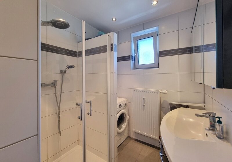 Wohnung mit sanierten Sanitärräumen