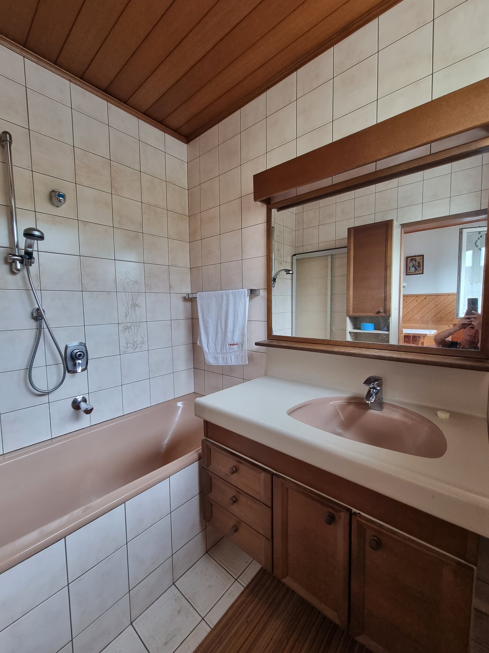 Erdgeschosswohnung in St. Martin bei Traun – 3 Zimmer, 2 Loggien