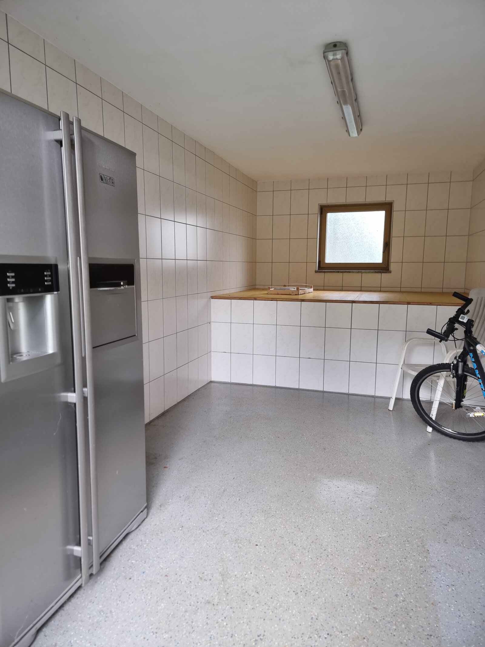 Ein- oder Zweifamilienhaus auf großem Grundstück am Stadtrand von Rohrbach-Berg mit Doppelgarage und altem Obstbaumbestand“