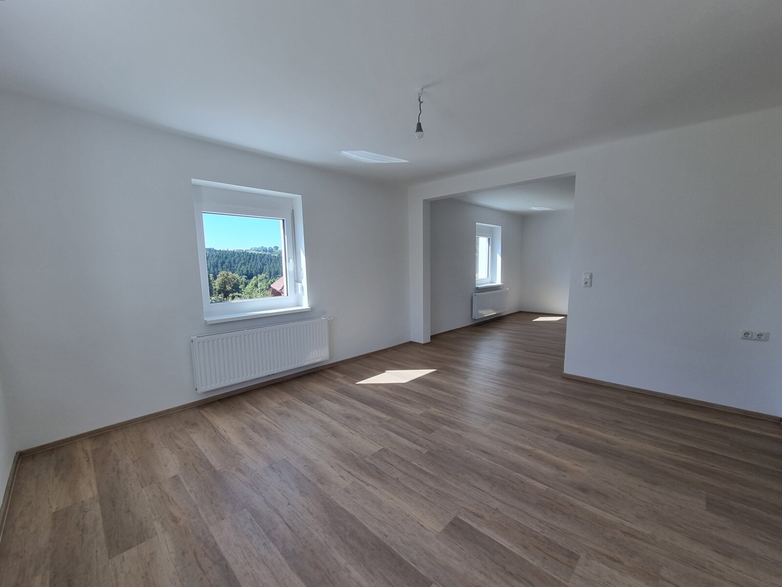 Sackgasse! Kernsaniertes Einfamilienhaus mit schöner Fernsicht