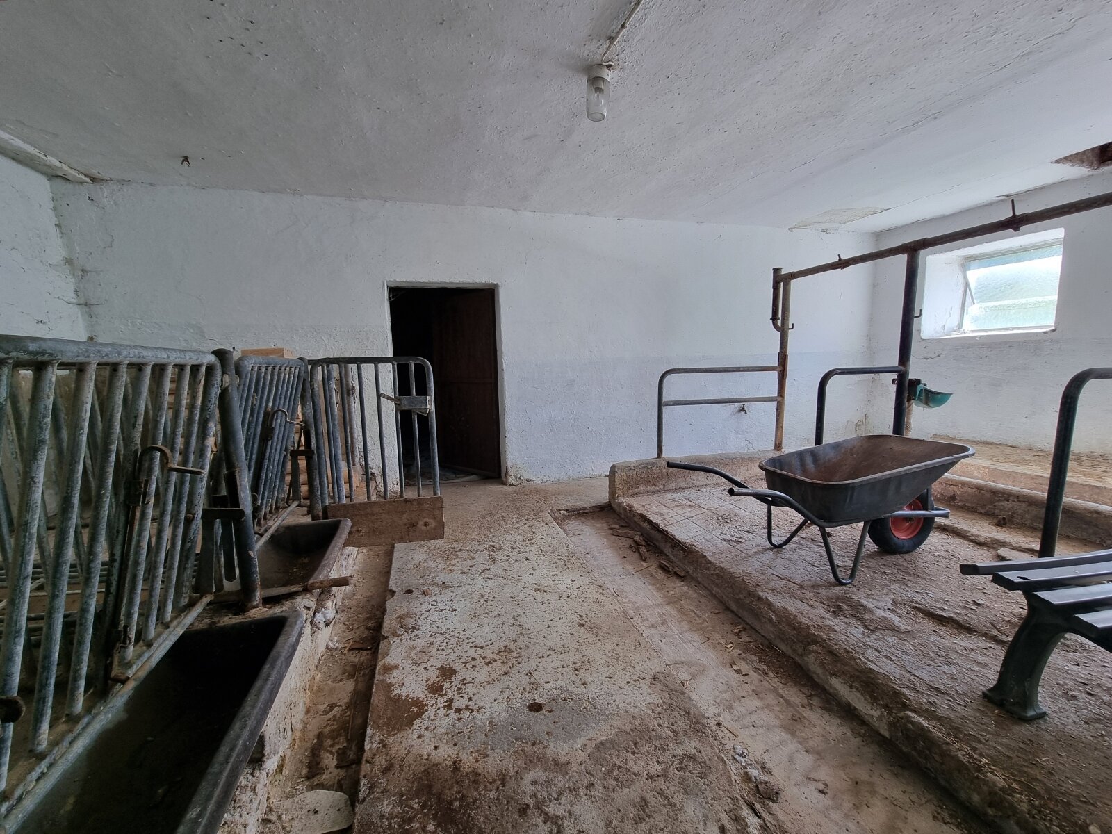 Traditionelles Sacherl im Mühlviertel sucht Liebhaber mit handwerklichem Geschick