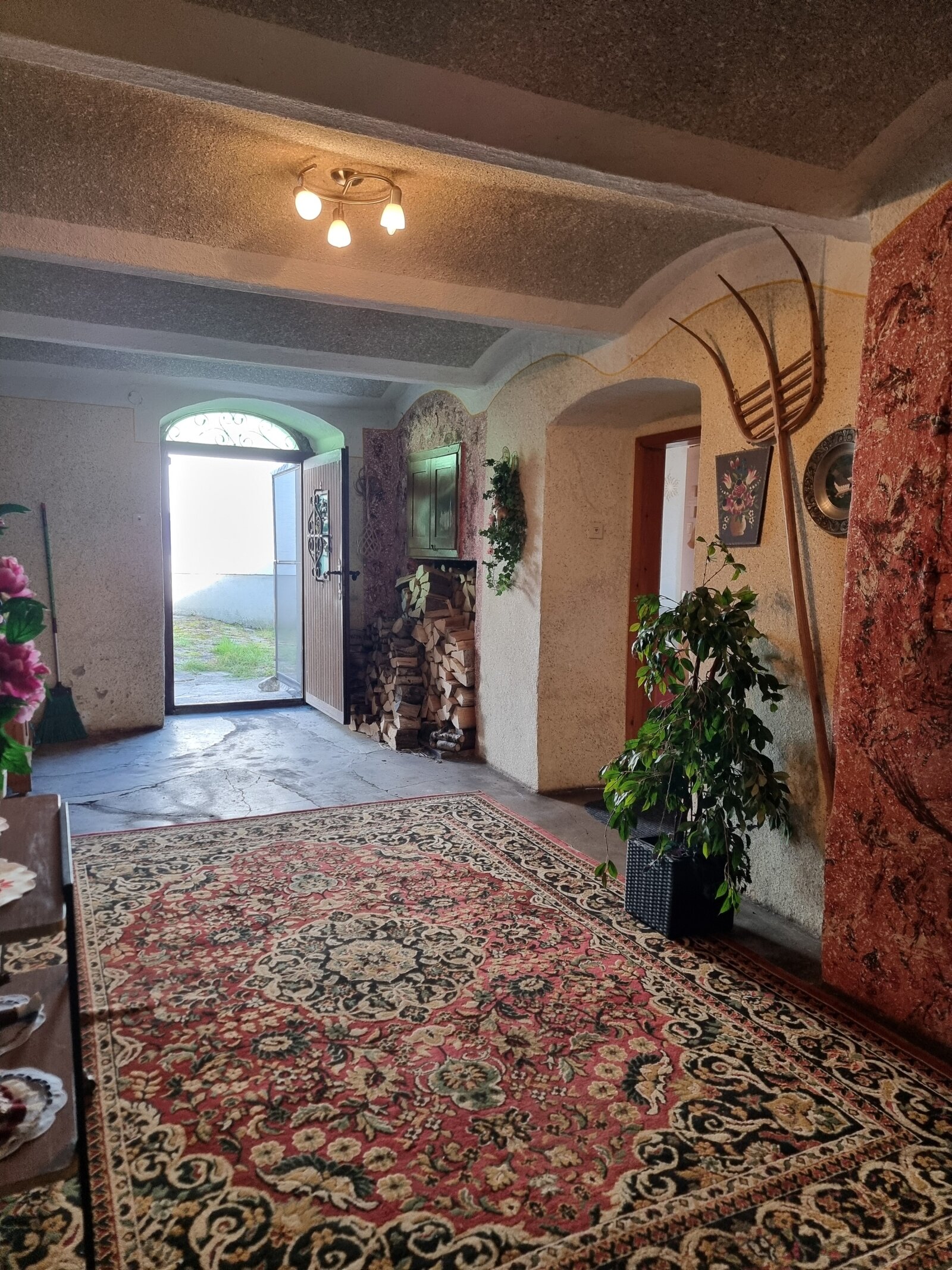 Traditioneller Bauernhof in sonniger Dorfrandlage von Arnreit – rund 24 ha Grund, herrliche Fernsicht und Nähe zu Rohrbach