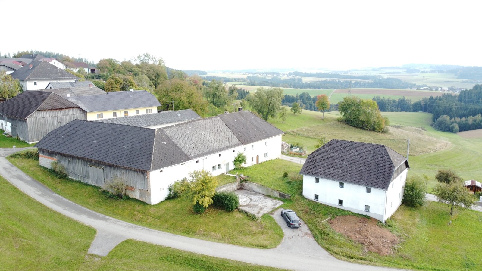 Traditioneller Bauernhof in sonniger Dorfrandlage von Arnreit – rund 24 ha Grund, herrliche Fernsicht und Nähe zu Rohrbach