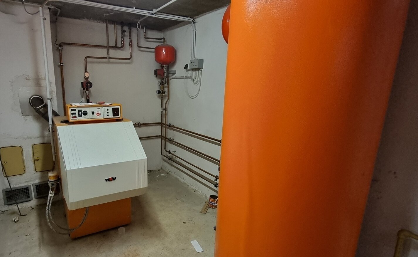 Platz für die große Familie: 5 Schlafzimmer, 3 Garagen