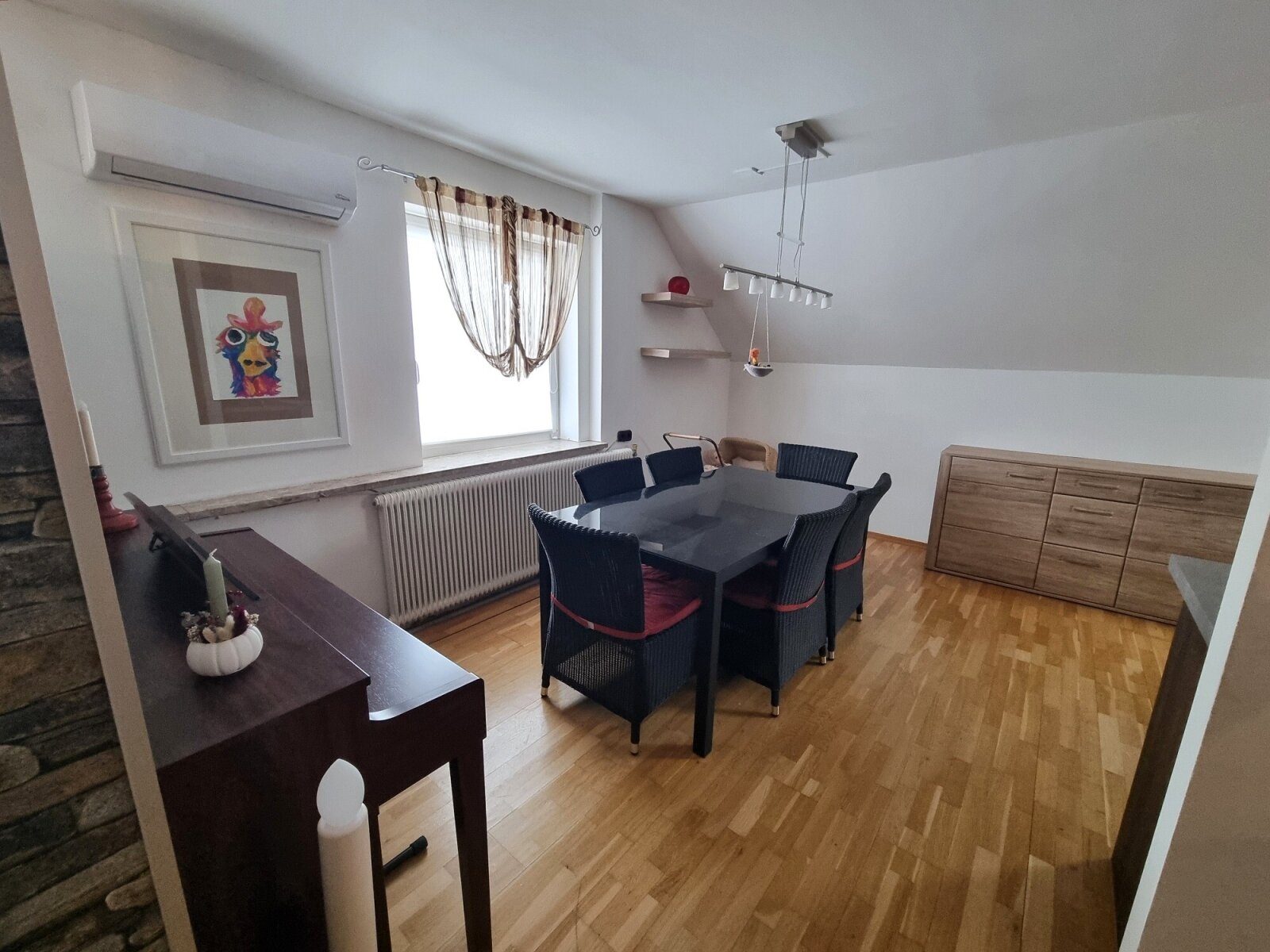 Großzügiges Raumangebot mit vielseitiger Nutzung 