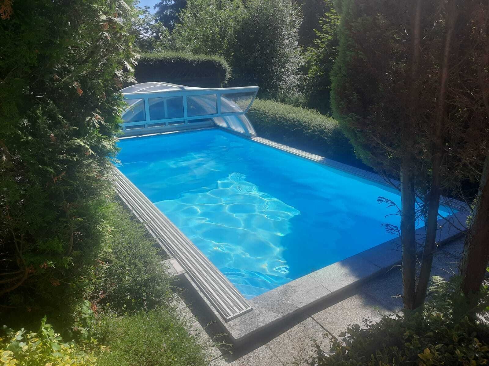 Sackgasse Ein-/Zweifamilienhaus mit Pool - vollunterkellert