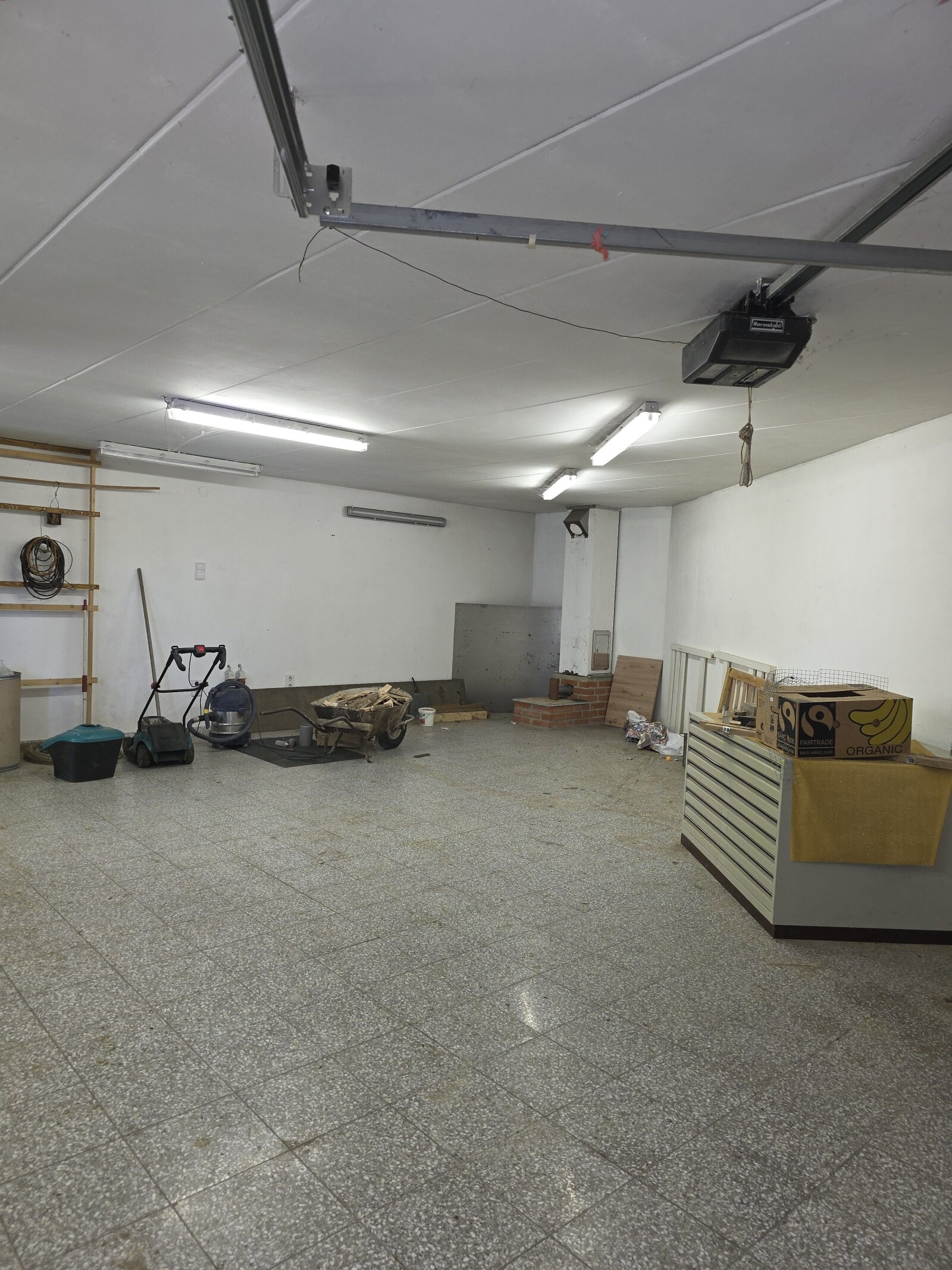 Natürlich gebaut, außergewöhnlich gedacht – Wohnen für Individualisten in Neuhofen