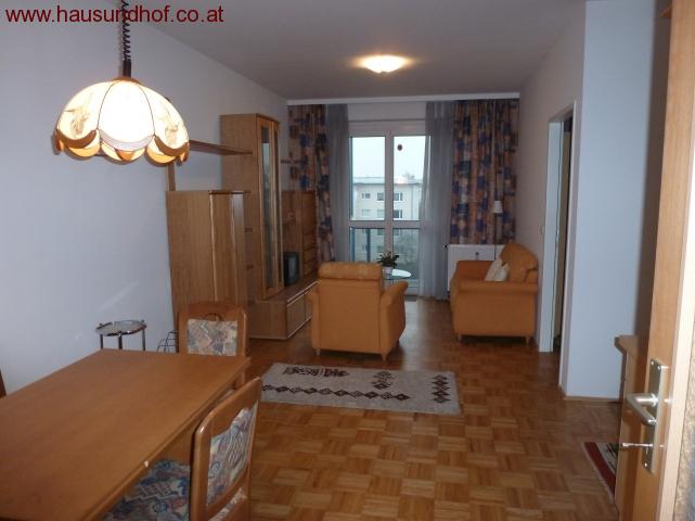 Linz: Singlewohnung mit Balkon und Tiefgaragenplatz 