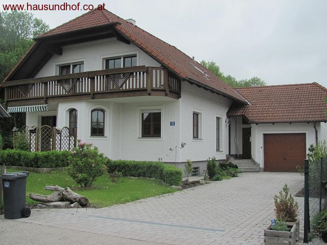 Neuhofen an der Krems: Schönes Einfamilienhaus in zentraler Lage 