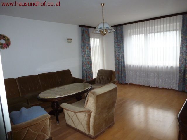 Ottensheim: Nette Eigentumswohnung mit Garage 