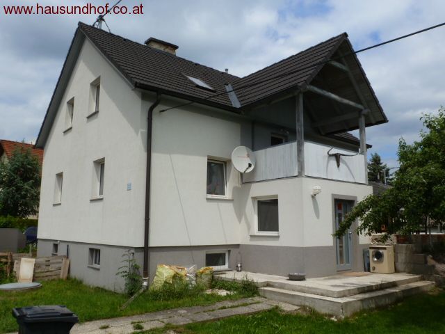 Ansfelden: Einfamilienhaus in ruhiger Siedlungslage 