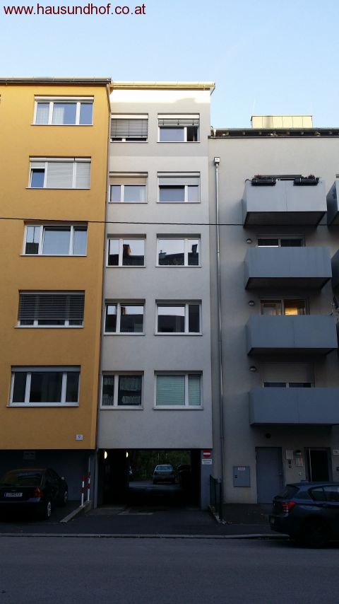 Linz: Günstige  Zweizimmerwohnung € 600,-- incl. BK und Heizkosten 