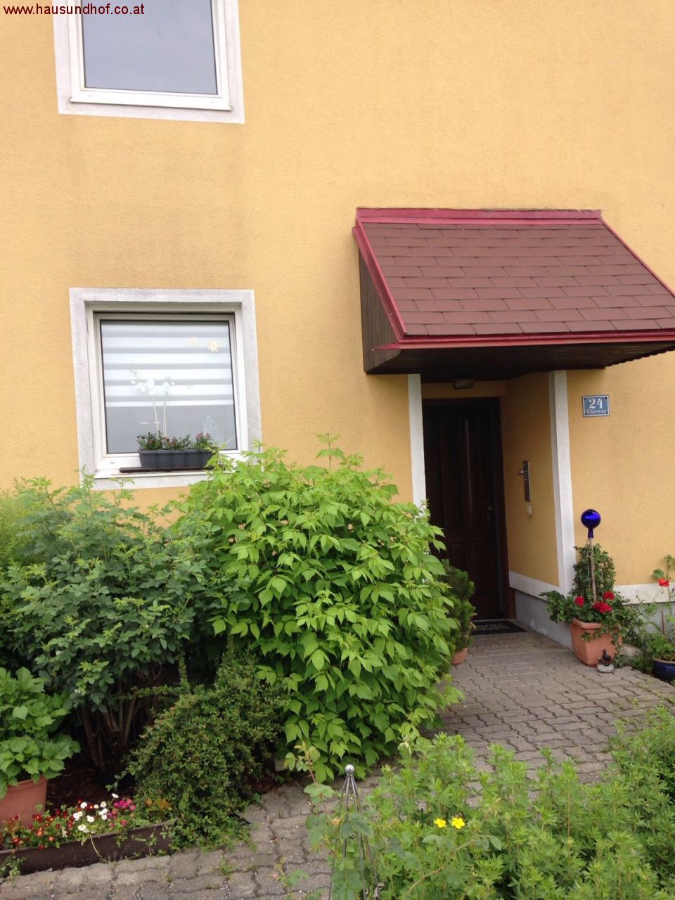 Ansfelden: Erdgeschosswohnung mit 15m² Eigenterrasse 