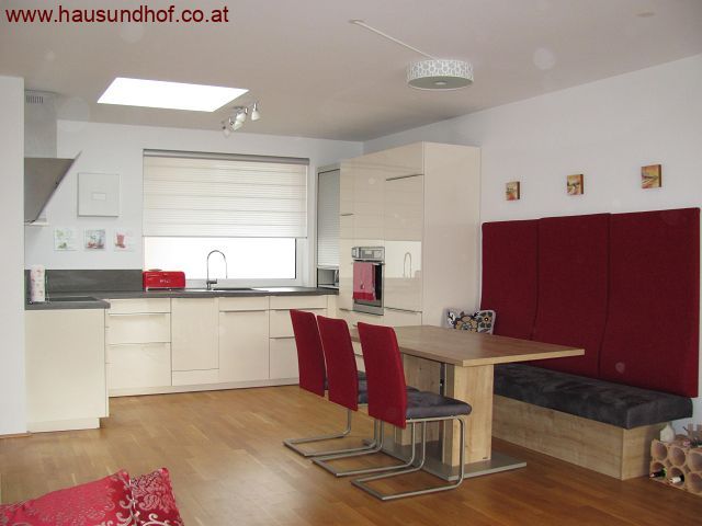 Ottensheim: Koffer packen und einziehen! Vollmöbeliert-top modern eingerichtet 