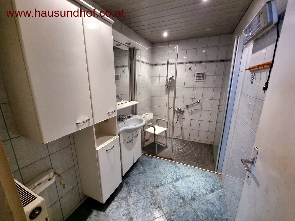 Badezimmer Erdgeschoss
