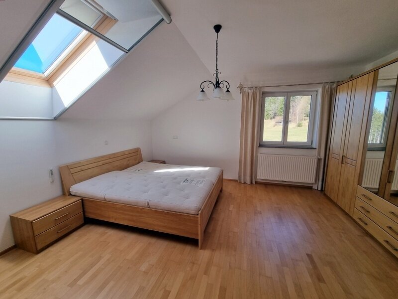 Maisonette DG Schlafzimmer mit Ankleideraum