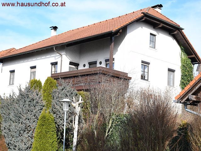 St. Martin im Mühlkreis: 20 km nach Linz - barrierefreies Zweifamilienhaus 